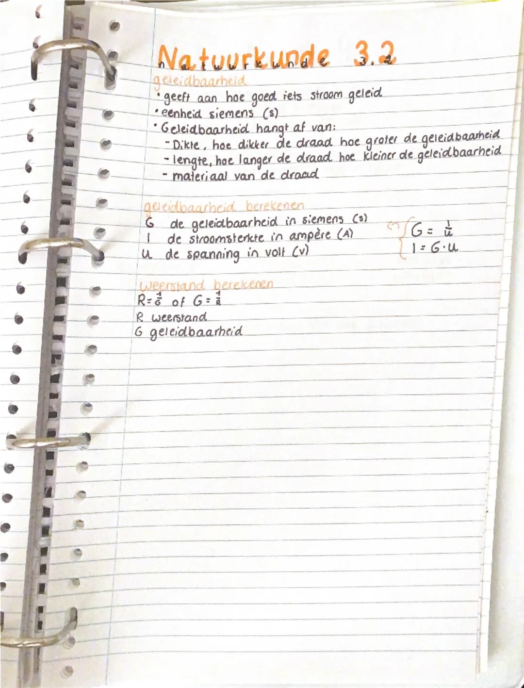 ## Natuurkunde H1

1.1 hefbomen gebruiken
F = symbool kracht
N = eenheid kracht
krachten tekenen doe je met een pijl, zo geef je aan:
- groo
