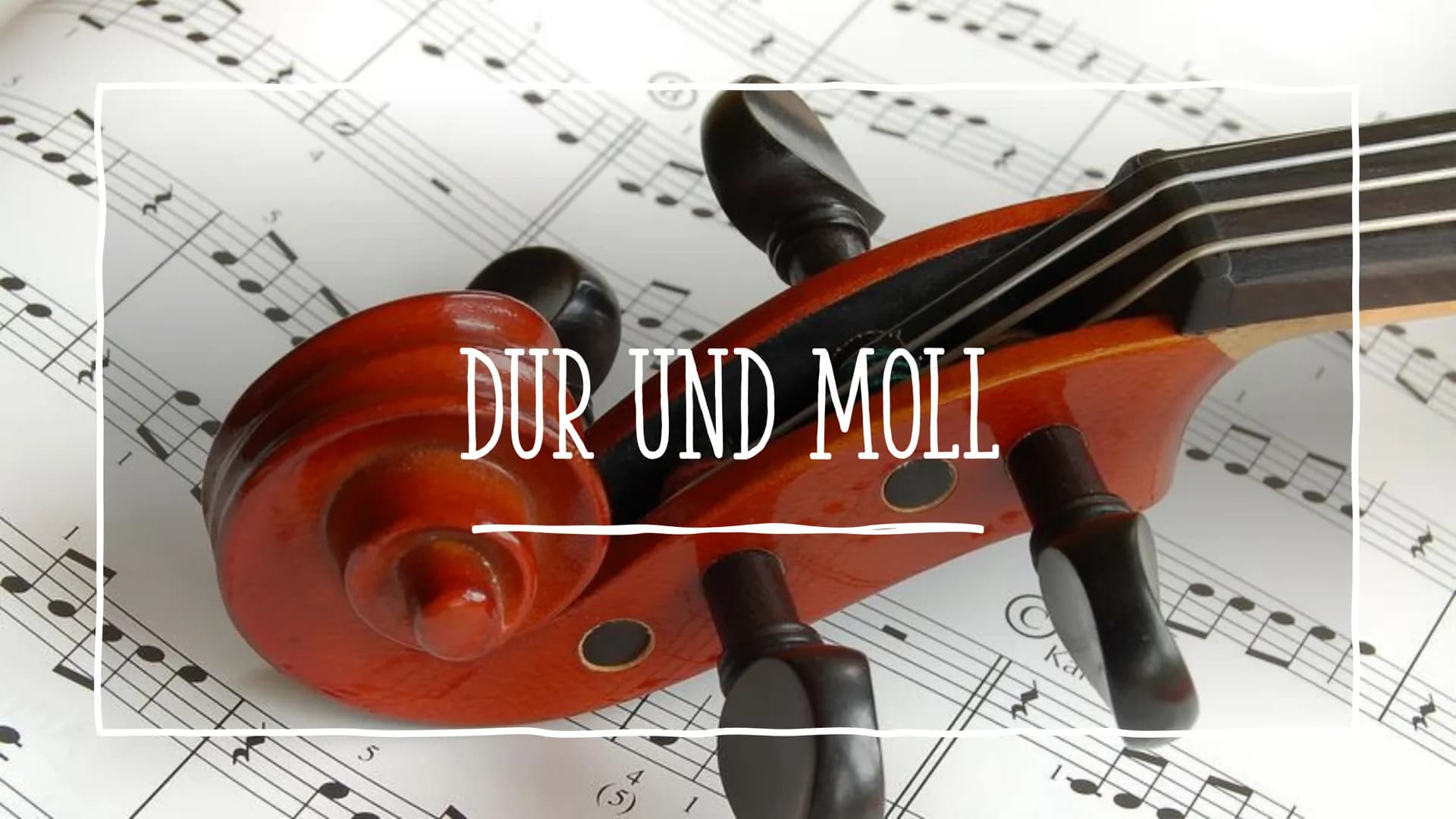 DUR UND MOLL # WAS IST DAS ÜBERHAUPT? DUR UND MOLL SIND IN DER MUSIK SO GENANNTE
EIN TONGESCHLECHTER. DIESE KÖNNEN SICH AUF EINE
TONART, EIN