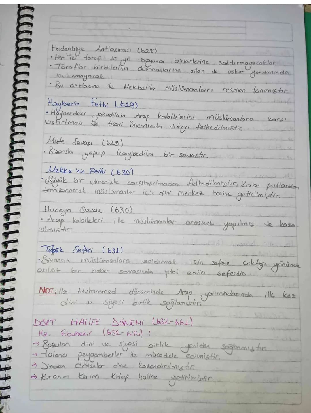 Din

Göktanrı Samanizm, Maniheizm, Budiam. Musovilik je Hristi.
yorlik inanalarını benimsenişlerdia
youkk

→ Cenaze törenleri yuğ olarak ifa
