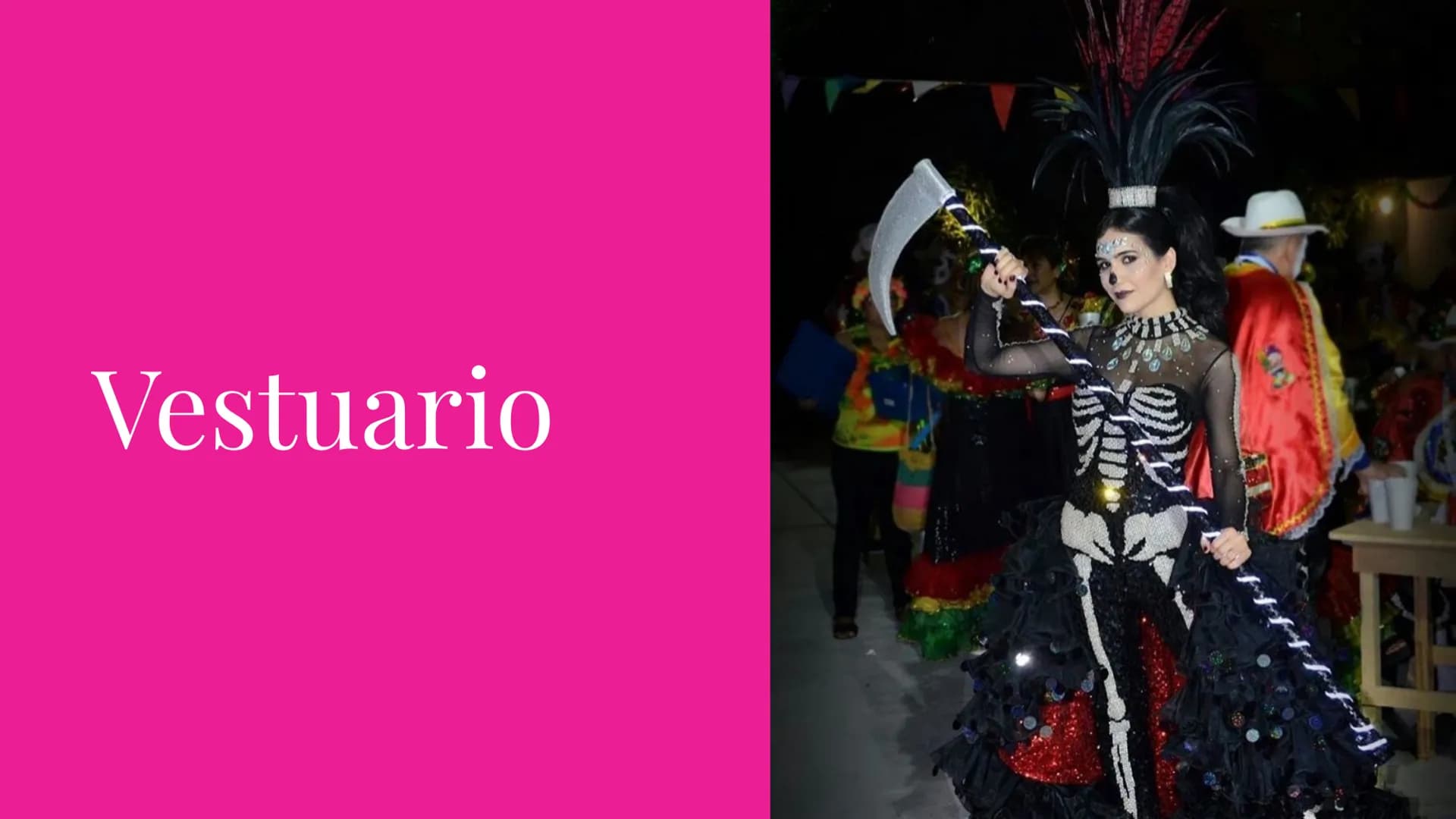 # Danza del
# Garabato # Historia

La Danza del Garabato es una danza popular proveniente de Ciénaga durante la segunda
mitad del siglo XIX,