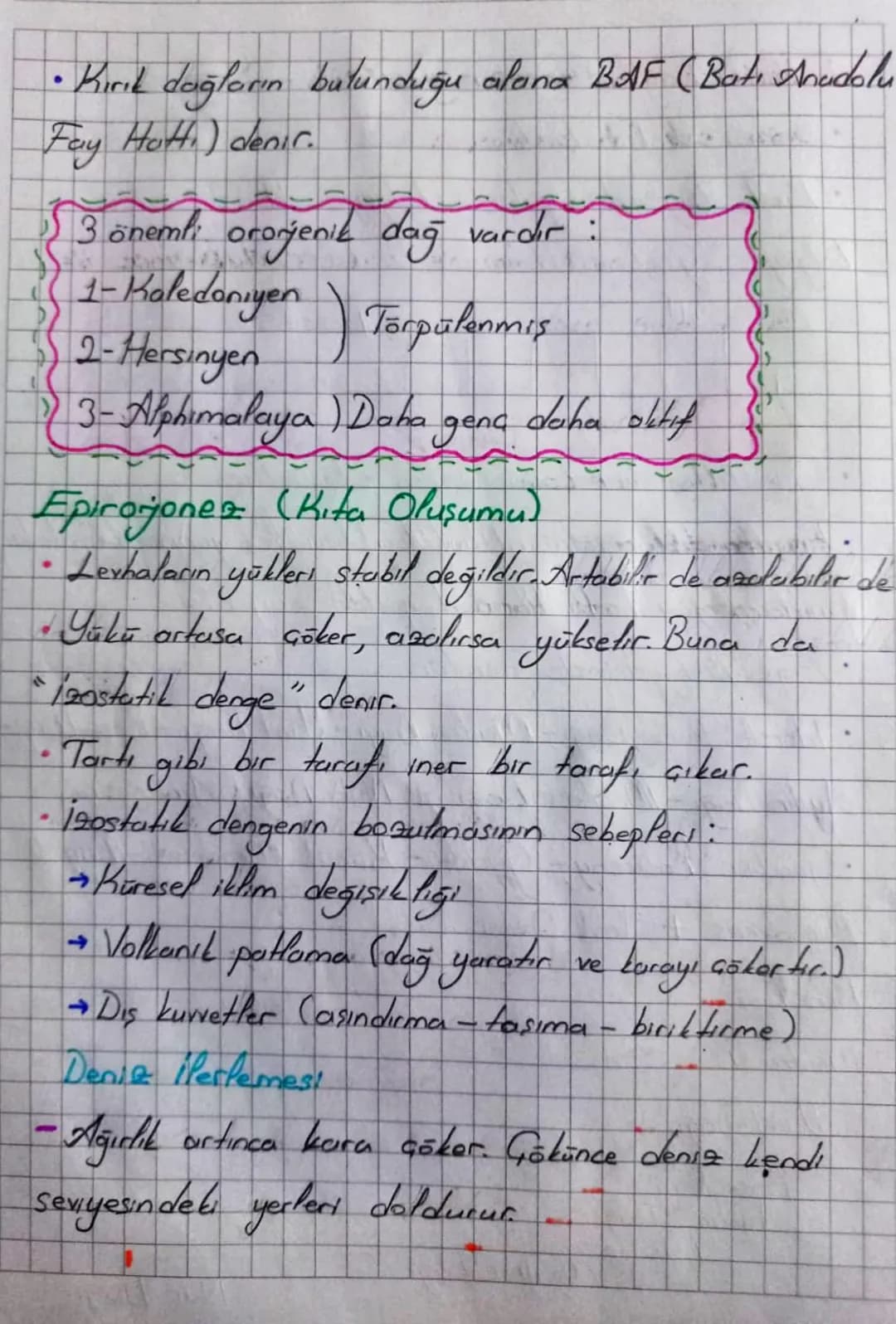 # İÇ KUVVETLER

Gücünü ve enerjisini yerın derinliklerinden yani
çekirdektelı manyetışmadan atır.

Levhaların hareketiyle (tektonizma) oluşu