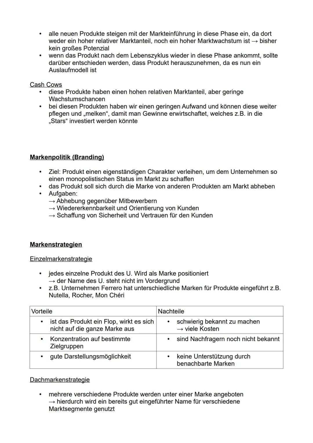 # Produktpolitik

Definition:

- enthält sämtliche Entscheidungen und Handlungen, welche sich mit dem Produkt-
und Dienstleistungsangebot au