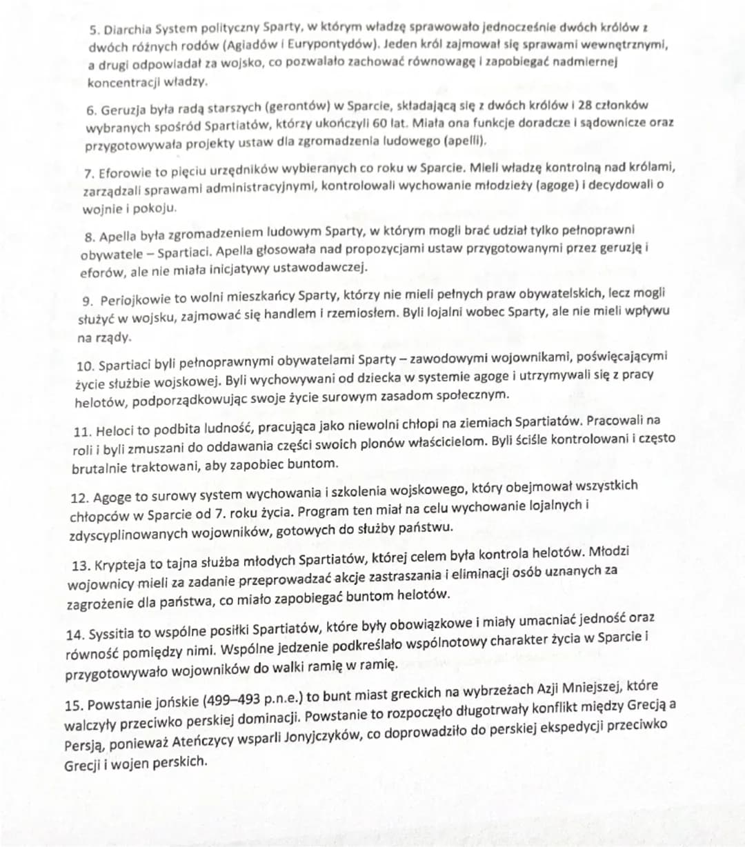 1. napja Kultura minojska rozwinęła się na Krecie około 2000-1450 p.n.e. Jej centrum
stanowił pałac w Knossos. Była to kultura pokojowa, z r