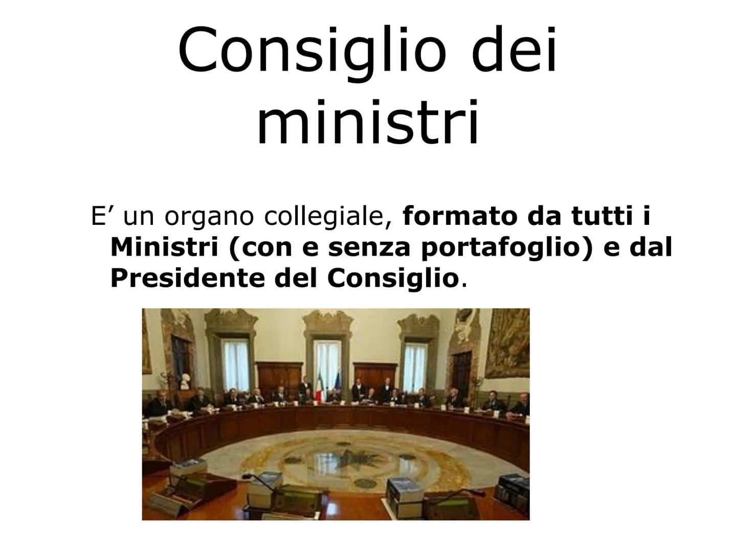 # IL GOVERNO # Organo complesso
E' un organo formato da più organi.
Compongono il Governo:
* Il Presidente del Consiglio
* singoli M