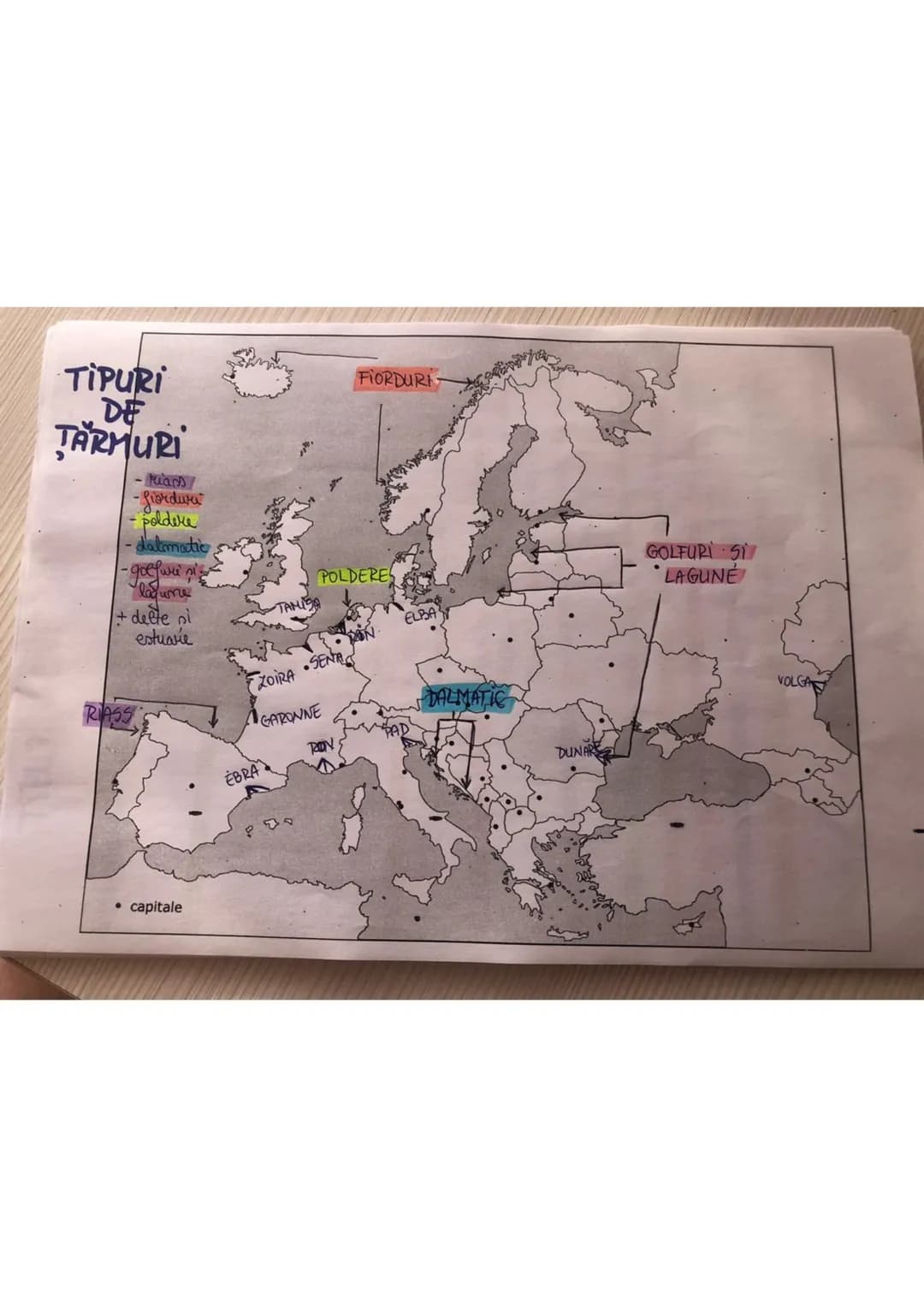 LIMITE
N-OCEANUL
ARCTIC
Copul Nord
V-OCEANUL
ATLANTIC
UNCARIA
UCRAINA
GERBIETY PULGARIA
NEAGRA
Capel
Roca
Capul Tarif
* capitale
S-