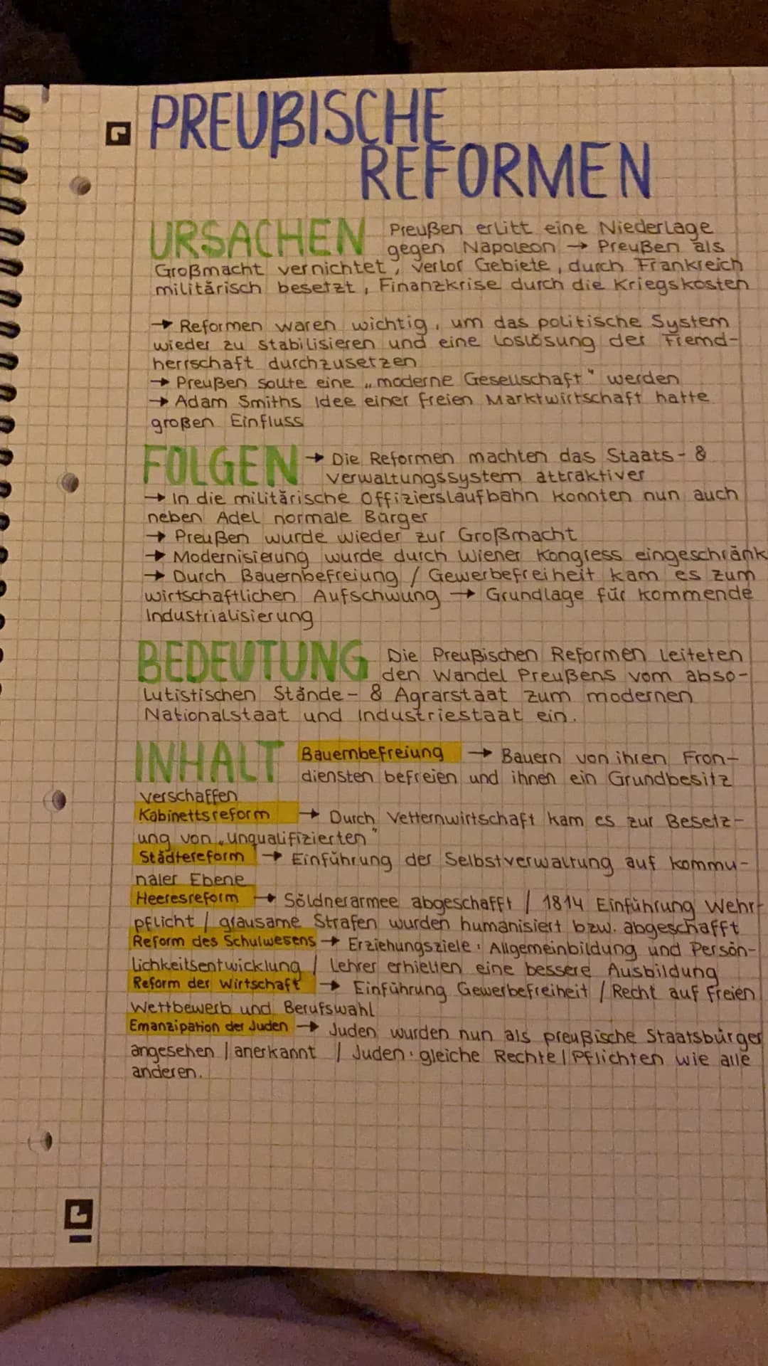 ## REFORM DES SCHUL-WESENS 1808-1810
- Einführung von Gymnasien
- Erziehungsziele = Allgemeinbildung & Persönlichkeitsentwicklung
- Lehrer e