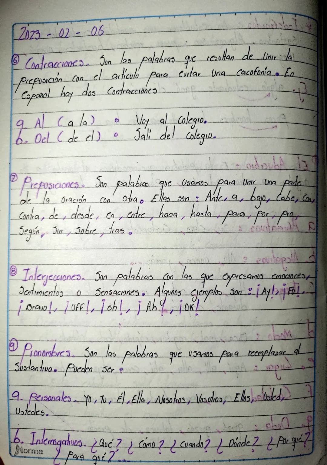 2023-01-27
Formas no personales del vabo
Llamados también Formas compuestas debido a que en su
estructura encontramos dos verbos, Uno como