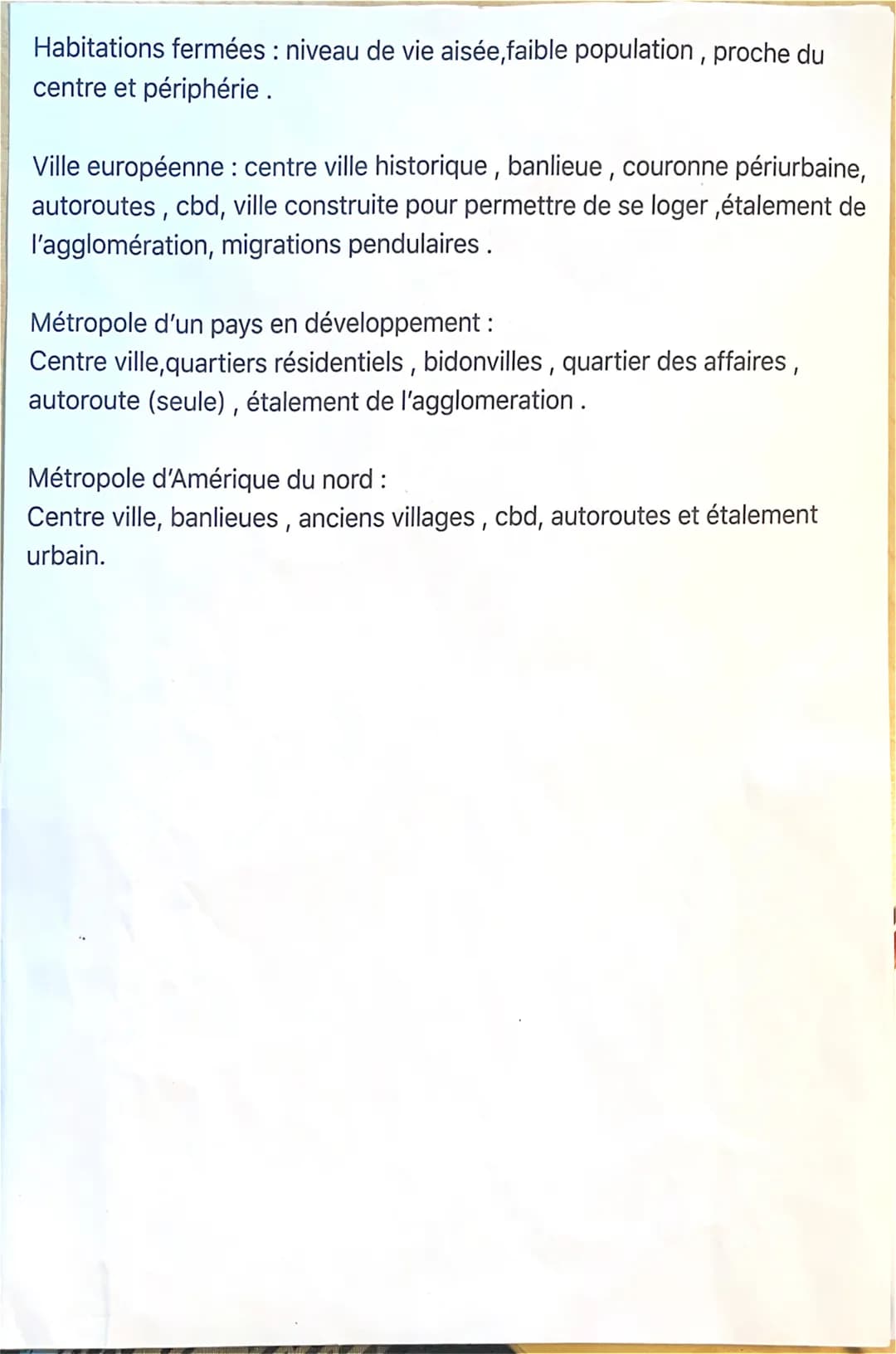 HISTOIRE:
I.définitions:
Paysage: étendu de pays qui s'offre à la vue.
Mégapole: agglomération urbaine gigantesque de millions d'habitants