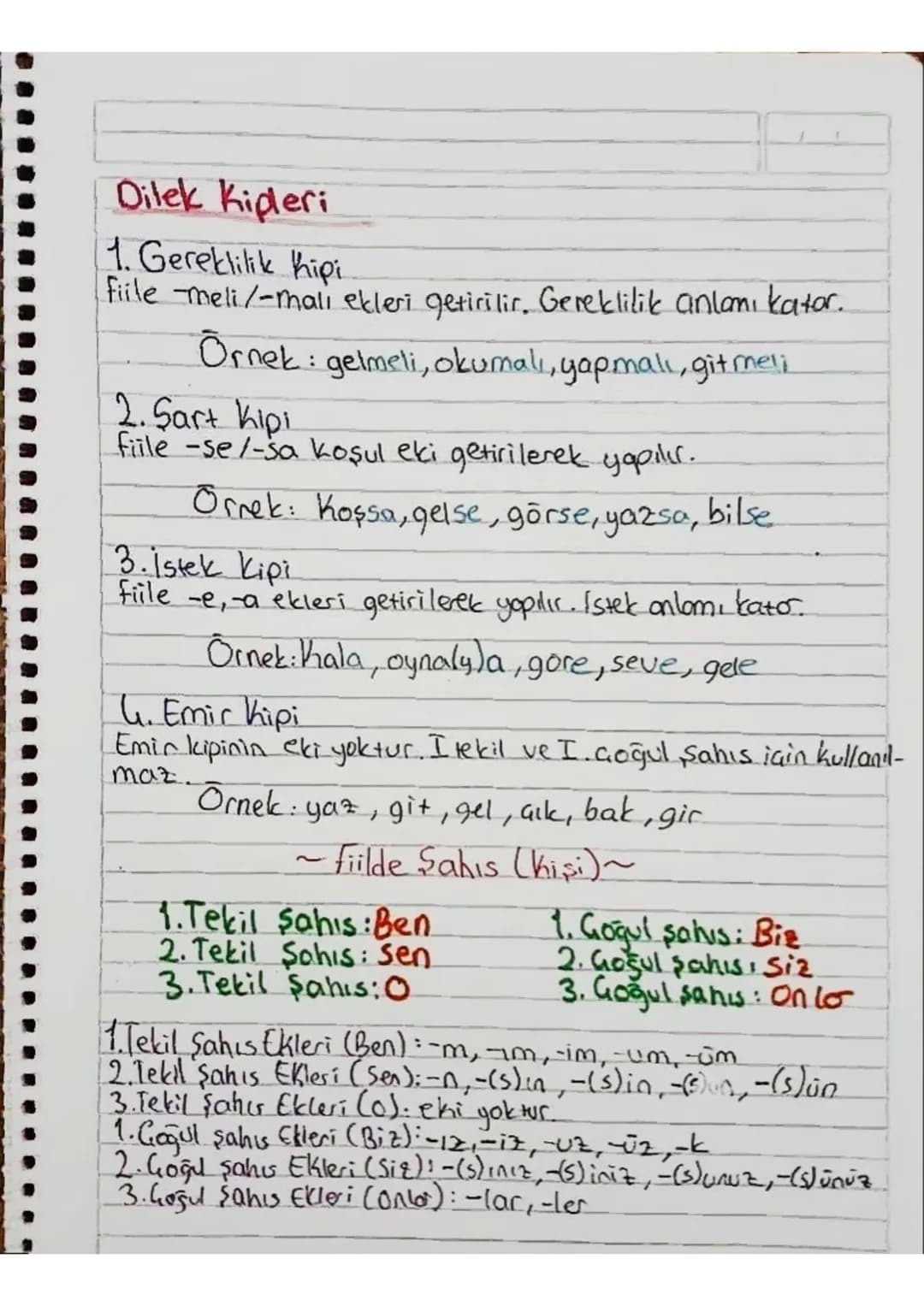 # Dilek Kipleri
1. Gereklilik Kipi
Fiile meli/-malı ekleri getirilir. Gereklilik anlamı kator.
Örnek: gelmeli, okumalı, yapmalı, gitmeli
2