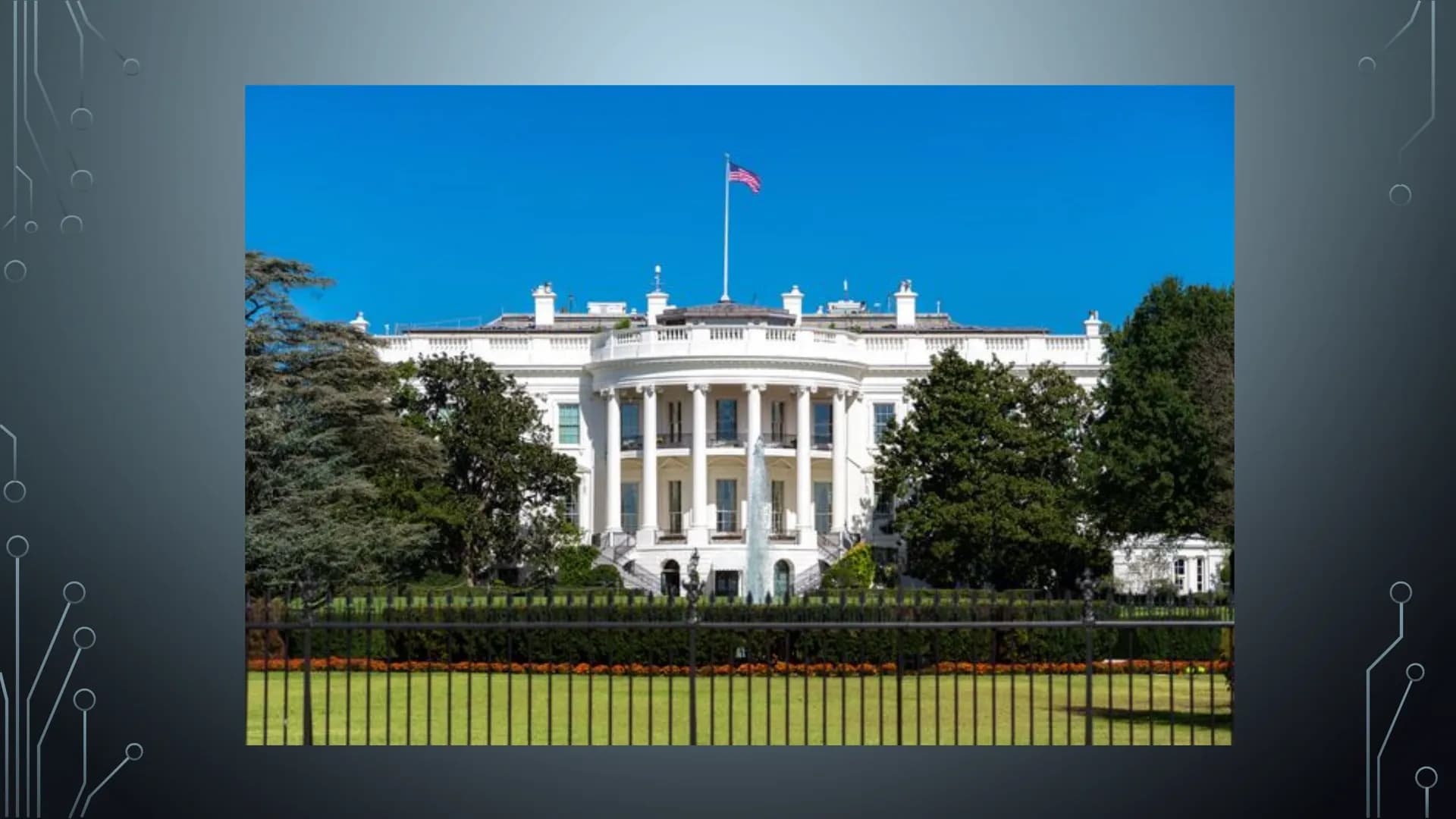 POLITICAL
SYSTEM OF THE
USA
THE POLITICAL SYSTEM USA
FROM VICTORIA AXT MAIN POLITICAL INSTITUATIONS/THEIR POWER
• USA is a federal consti