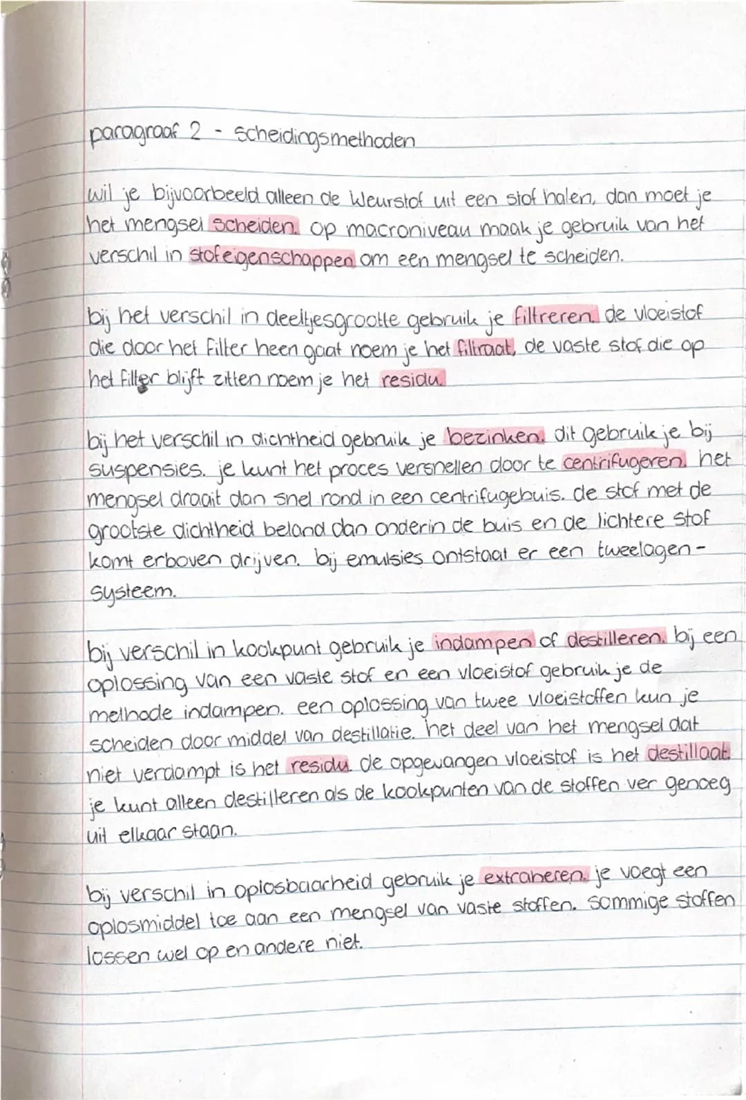 Scheikunde
hoofdstuk 1 en 2
paragraaf 1 zuivere stof en mengsel.
als je stoffen op microniveau bekijkt, bestaan de meeste stoffen uit
molec