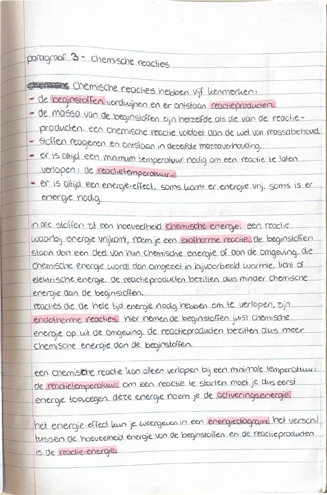 Scheikunde
hoofdstuk 1 en 2
paragraaf 1 zuivere stof en mengsel.
als je stoffen op microniveau bekijkt, bestaan de meeste stoffen uit
molec