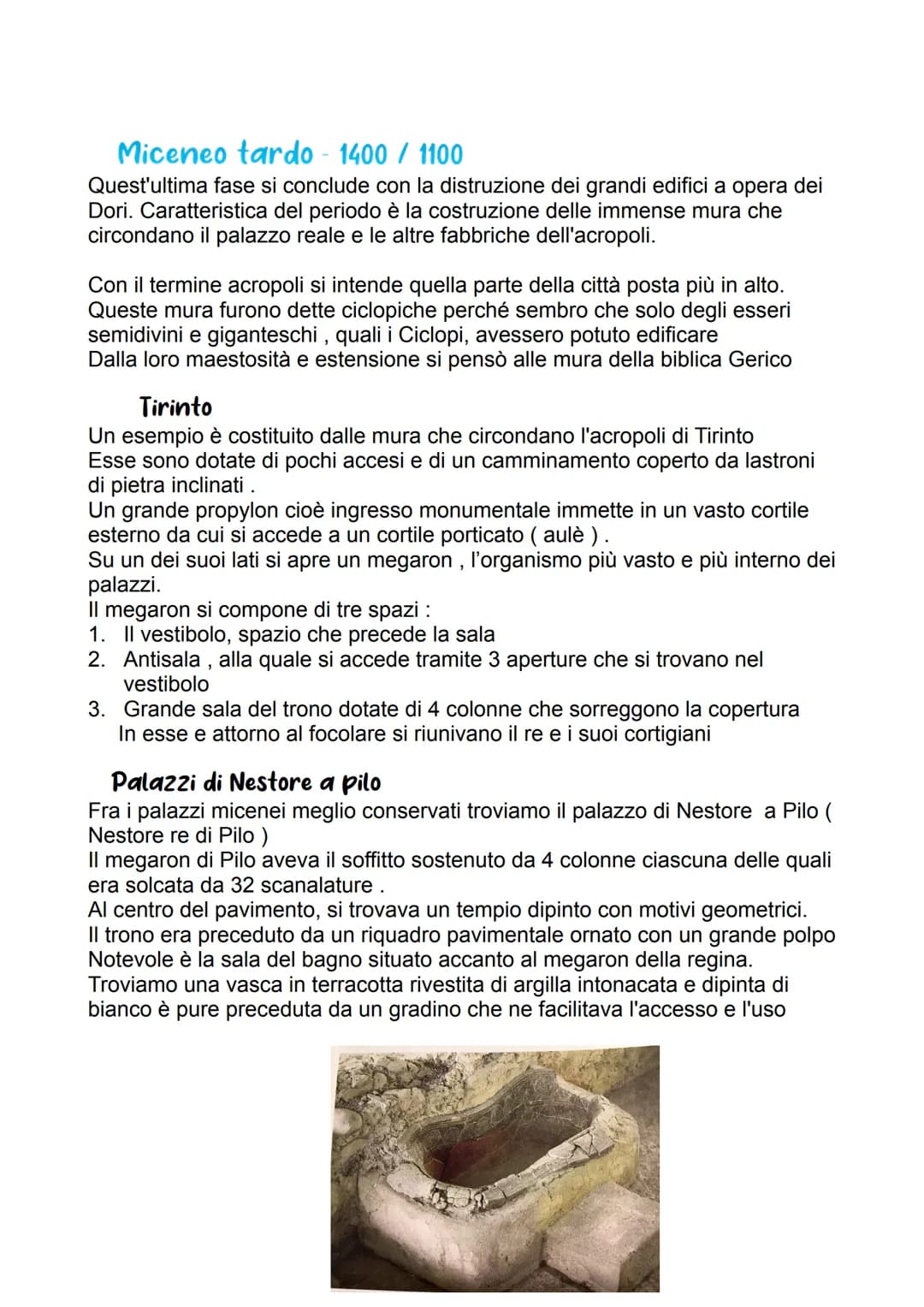 # I micenei
La civiltà Micenea fu erede diretta è naturale di quella cretese.
Per studiare questa civiltà la dividiamo in 3 periodi :
- mi