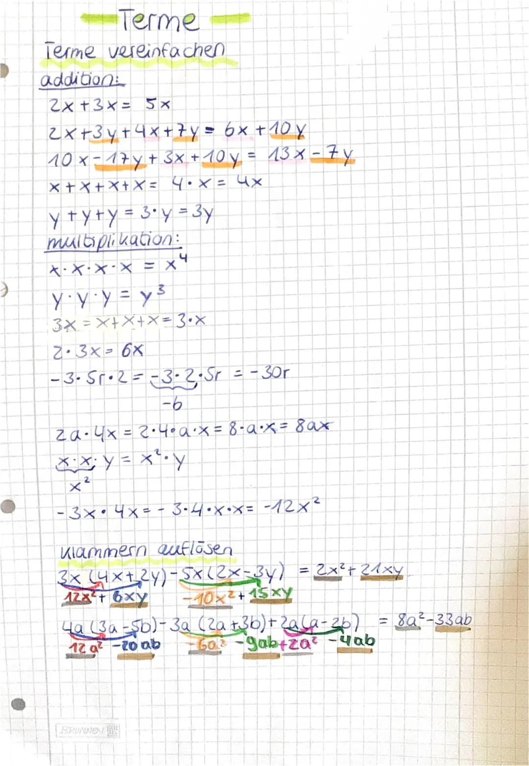 # REGELN BEI termen
Terme umformen
Kommen bei Termen die gleichen Variablen vor, dann
darf man diese zusammenfassen.
x+x+x = 3x
2y + 3y