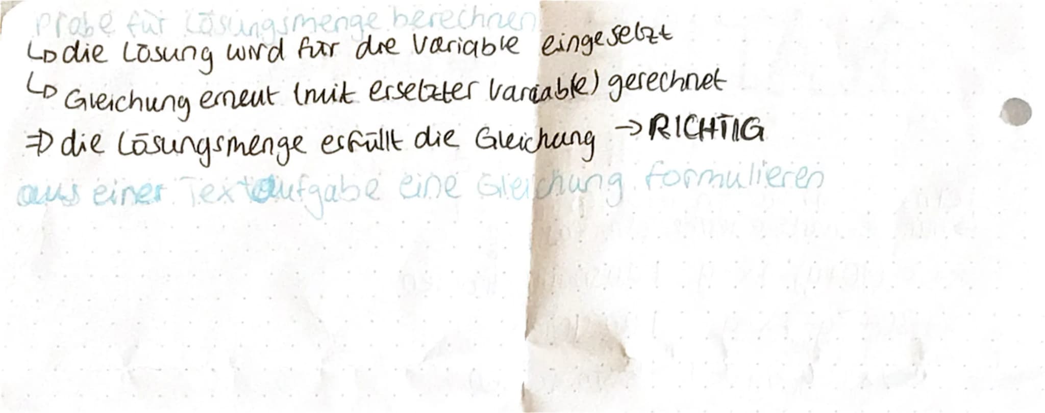 # REGELN BEI termen
Terme umformen
Kommen bei Termen die gleichen Variablen vor, dann
darf man diese zusammenfassen.
x+x+x = 3x
2y + 3y
