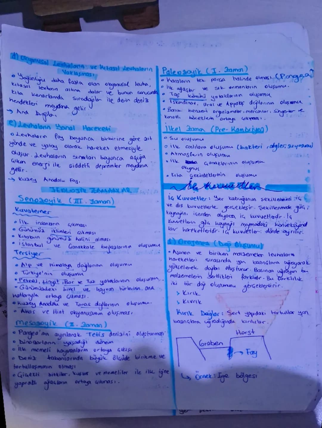GOĞRAFYA 1-YAZIL
Dingarine Teresa obigema
YER KABUĞU
U-C
LEVHA TEKNOTIỀ
• Kitalar, önce tex bir kora parçası Pangea
halindeyken sonraki