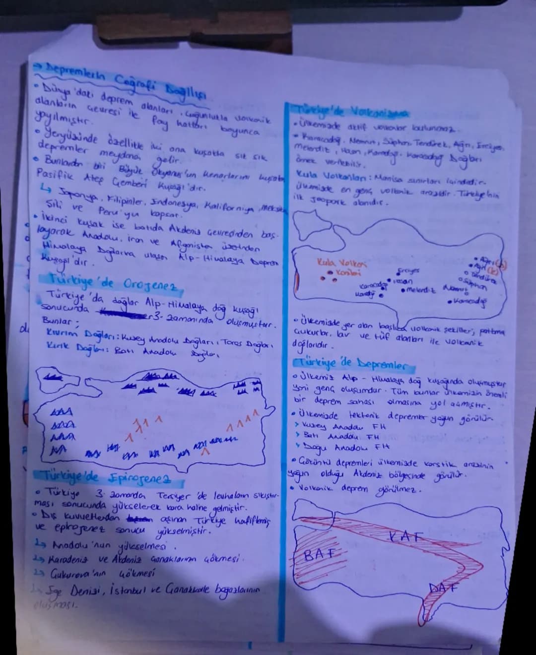 GOĞRAFYA 1-YAZIL
Dingarine Teresa obigema
YER KABUĞU
U-C
LEVHA TEKNOTIỀ
• Kitalar, önce tex bir kora parçası Pangea
halindeyken sonraki
