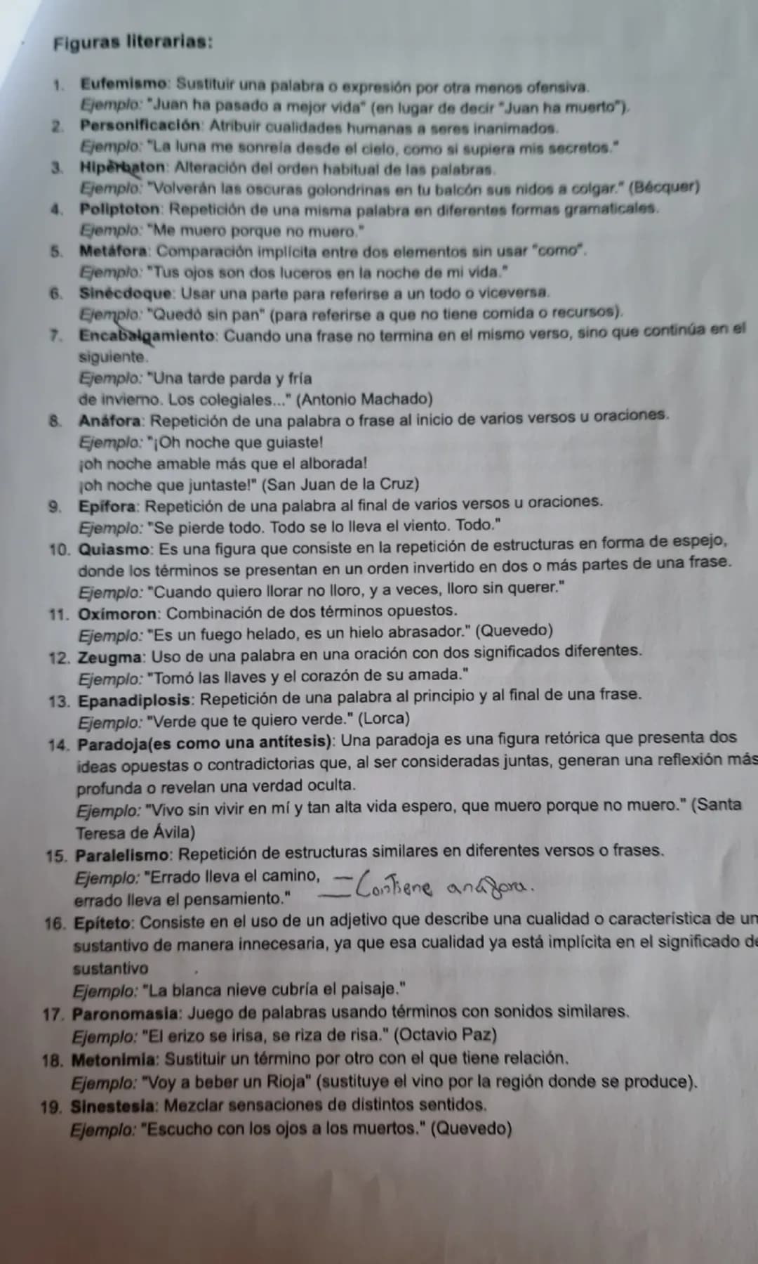 # Figuras literarias:
1. Eufemismo: Sustituir una palabra o expresión por otra menos ofensiva.
Ejemplo: "Juan ha pasado a mejor vida" (en