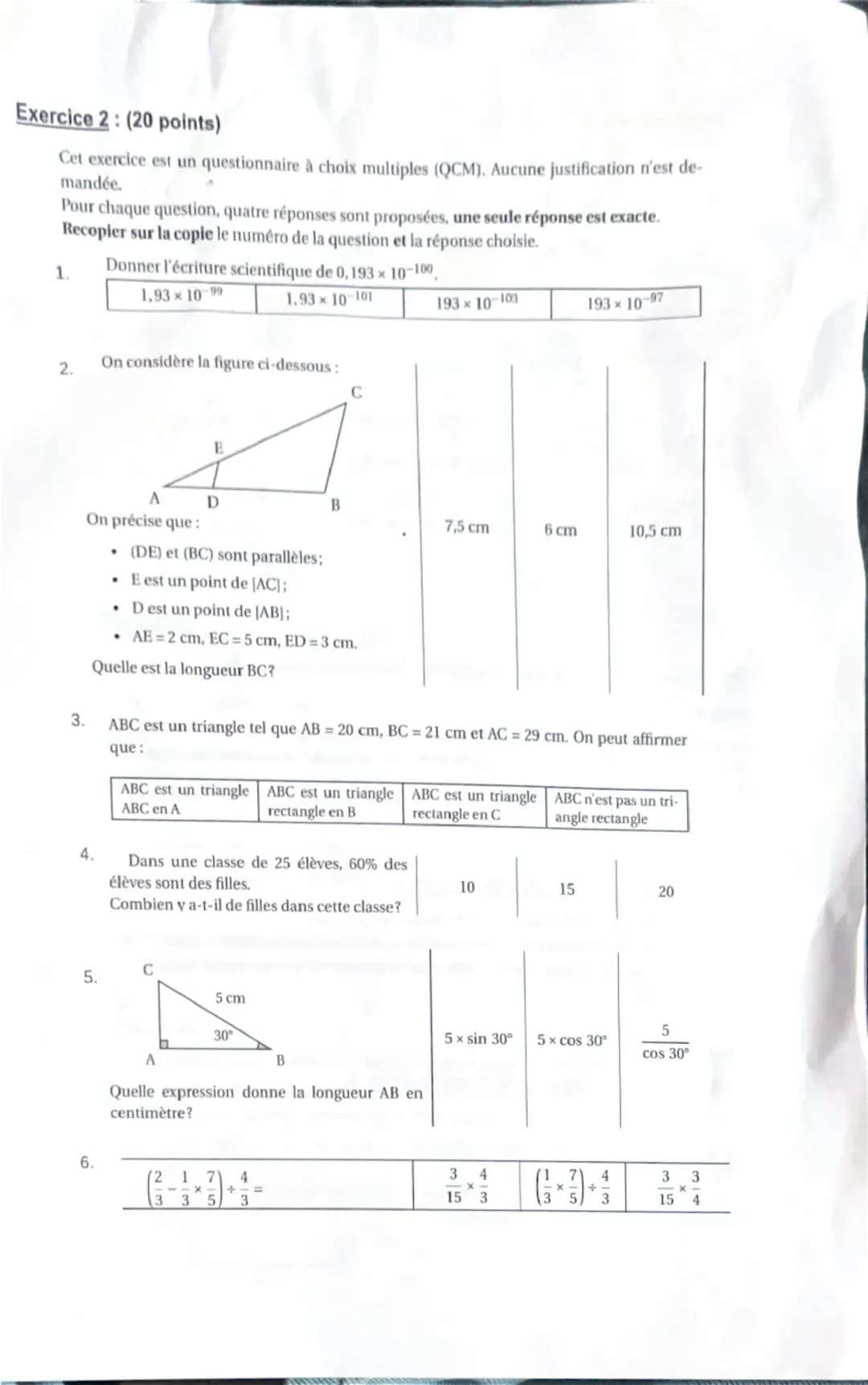 # DIPLÔME NATIONAL DU BREVET
MATHÉMATIQUES
Série générale
Durée de l'épreuve: 2 h 00 - 100 points
Matériel autorisé
L'usage de la calcu
