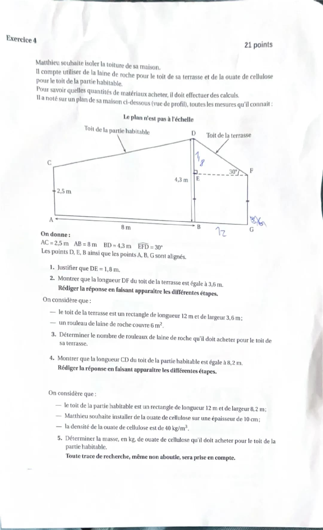 # DIPLÔME NATIONAL DU BREVET
MATHÉMATIQUES
Série générale
Durée de l'épreuve: 2 h 00 - 100 points
Matériel autorisé
L'usage de la calcu