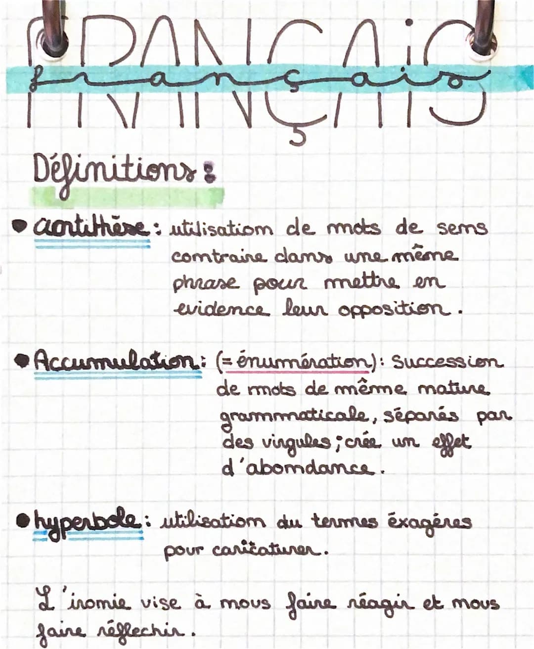 FRANÇAIS
Définitions:
• cortithese: utilisatiom de mots de sems
contraire dans une même
phrase pour mettre en
evidence leur opposition.