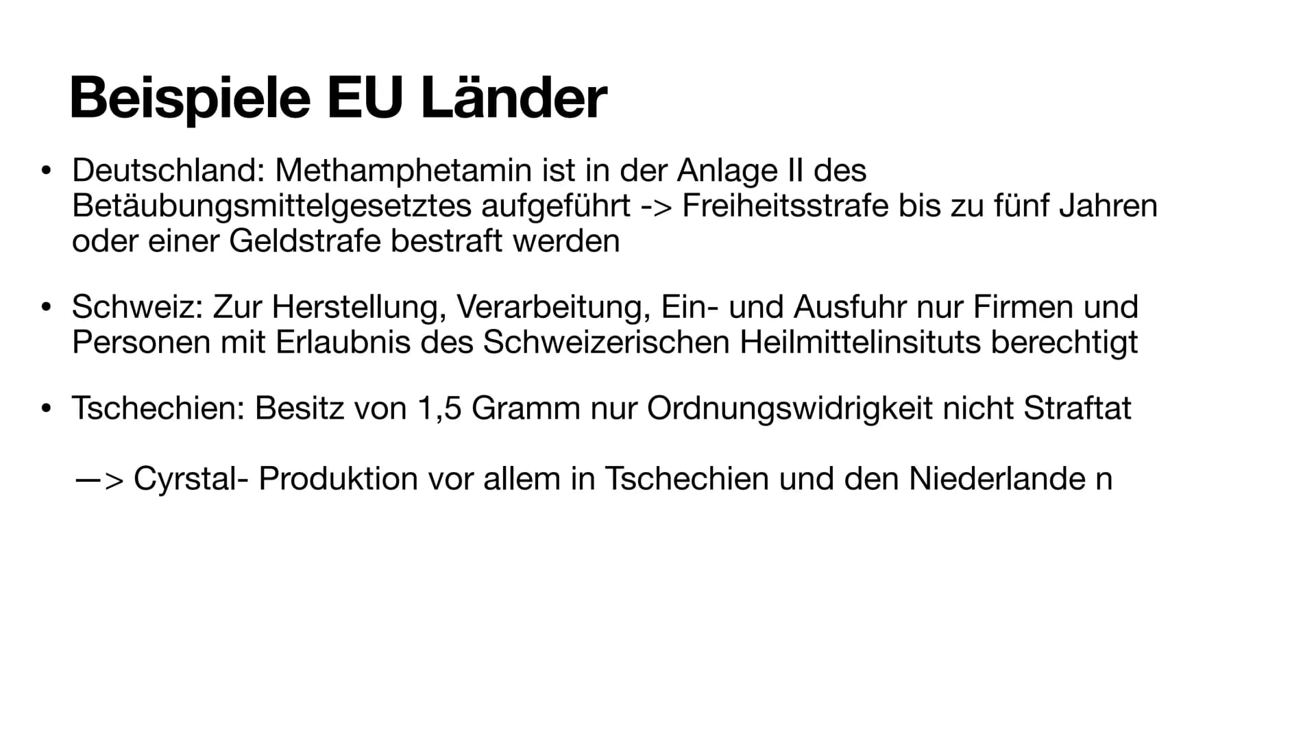 # Methamphetamin
Panzerschokolade, Chrystal Meth, Glass, Speed oder Ice
Michelle und Johanna # Gliederung
* Was ist Methamphetamin?
*