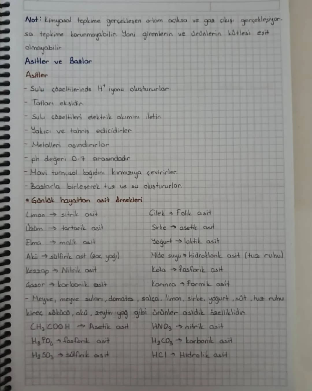 Fiziksel - Kimyasal Değişim
Fiziksel Değişim
- Maddelerin iç yapısında değil, sadece görünümünde, meydana gelen değişim-
lene denir. Yeni