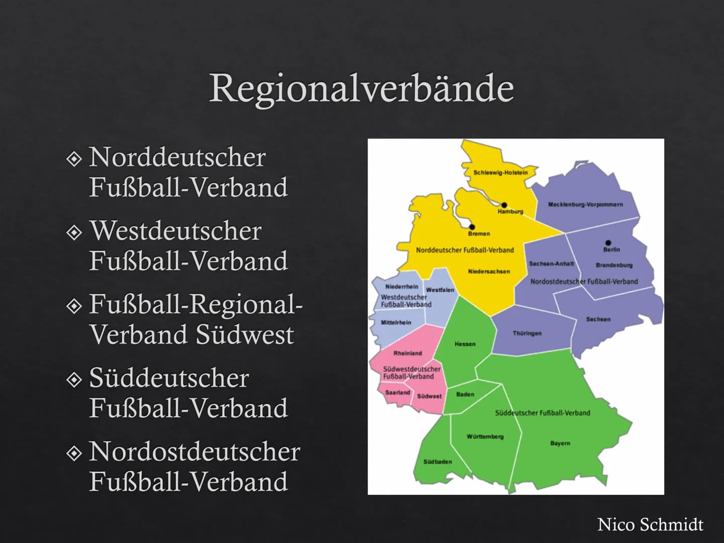 Fußball in Deutschland
Nico Schmidt # Deutscher Fußball-Bund
DEUTSCHER FUSSBALL-BUND
Nico Schmidt # Geschichte
◇ Am 28. Januar 1900 gegr