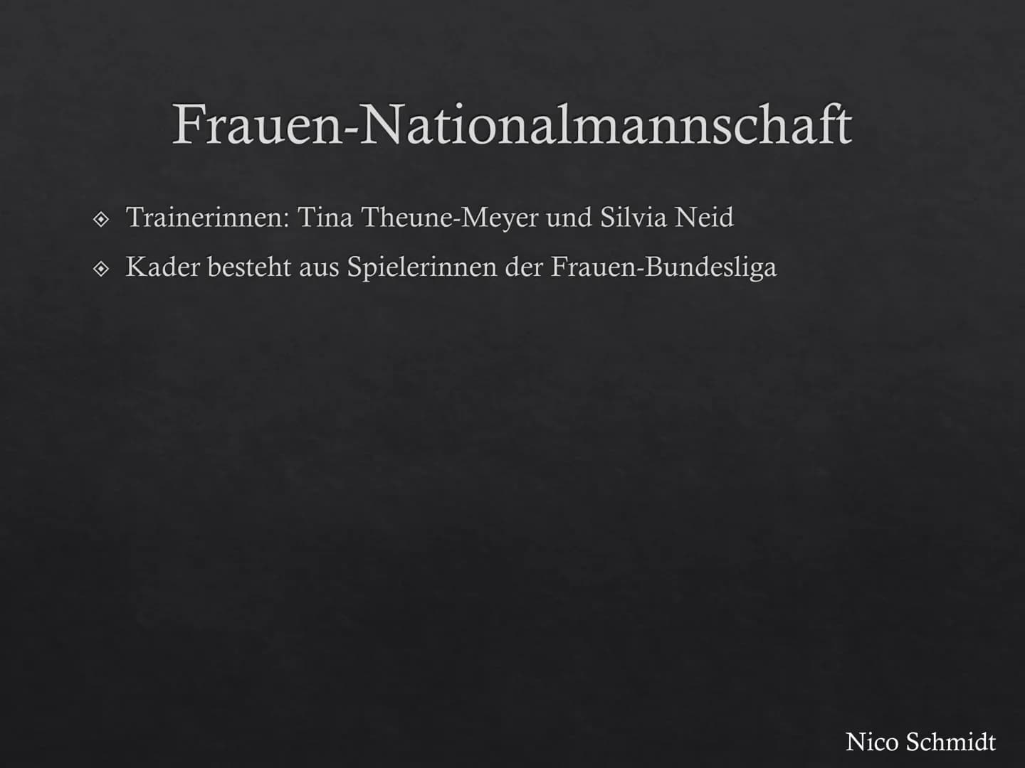 Fußball in Deutschland
Nico Schmidt # Deutscher Fußball-Bund
DEUTSCHER FUSSBALL-BUND
Nico Schmidt # Geschichte
◇ Am 28. Januar 1900 gegr