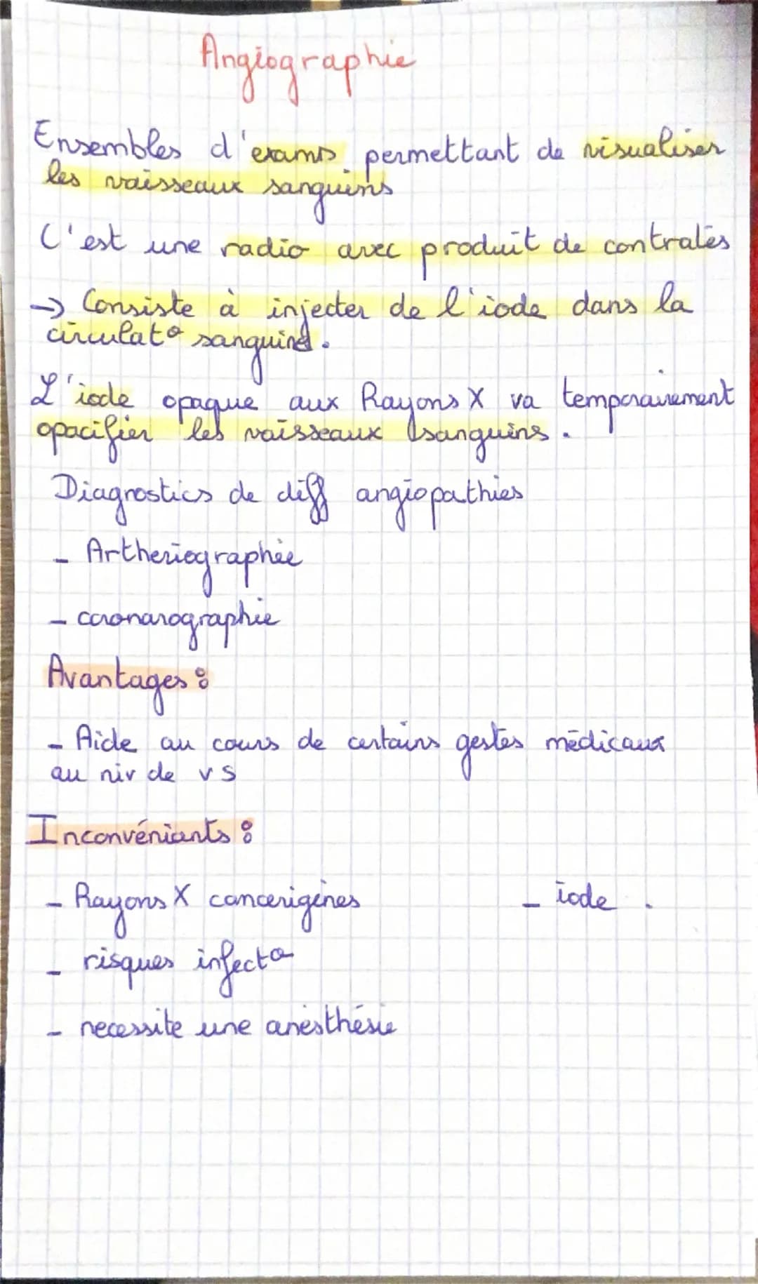 # Radiographie
Technique d'imagevé médicale utilisant
les Rayons X
Les Rayons X vont être absabés et ceux
qui ressortent frappent un recep