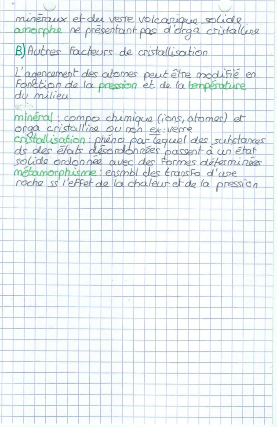 # ORDONNES: LES CRISTAUX
Ils sont composés d'urités structurales
organisées réseau ordonnée et
periodique
Fonct de support, de protect, de