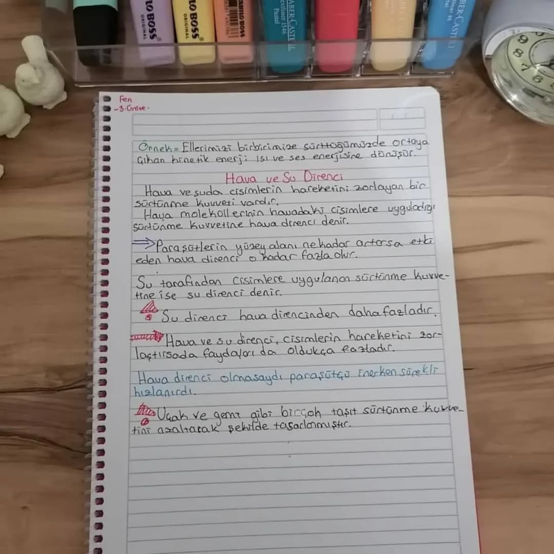 ~Fen Bilimleri~
~3.Unite~
# Kütle ve Ağırlık
Yerçekimi Kuvveti: Dünya 'nın etrafındaki hava tabakası da
dahil olmak üzere, üzerindeki bütü