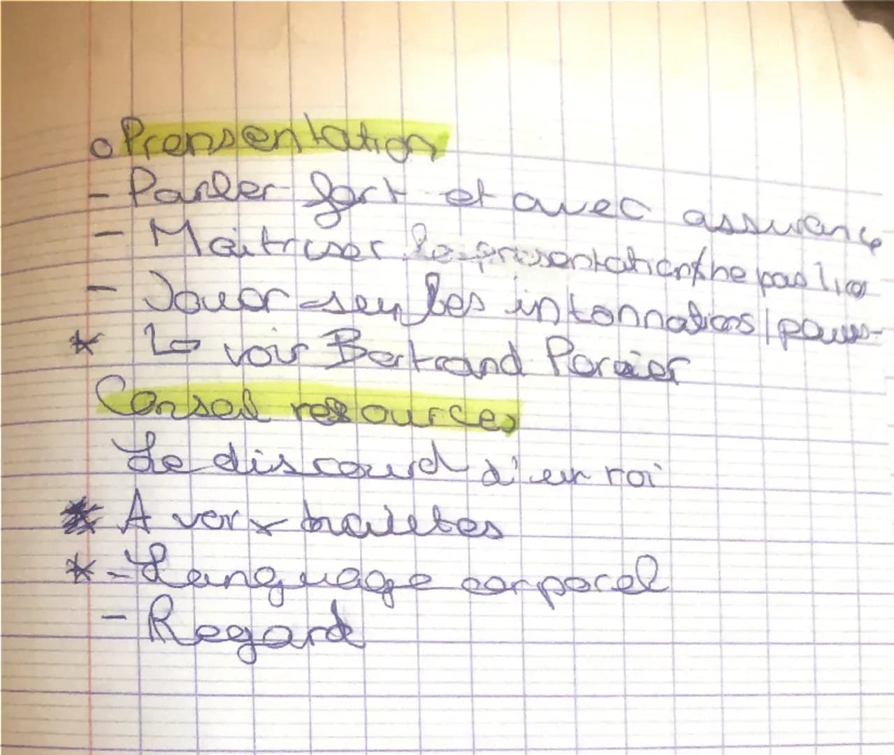 RAESENTATIO
*Preparation:
• Support visuel
Fic
ic le plan et les mox d
(bullet point)
• S'ertisiner
• Sa chronometer
*Comment structurer
In
