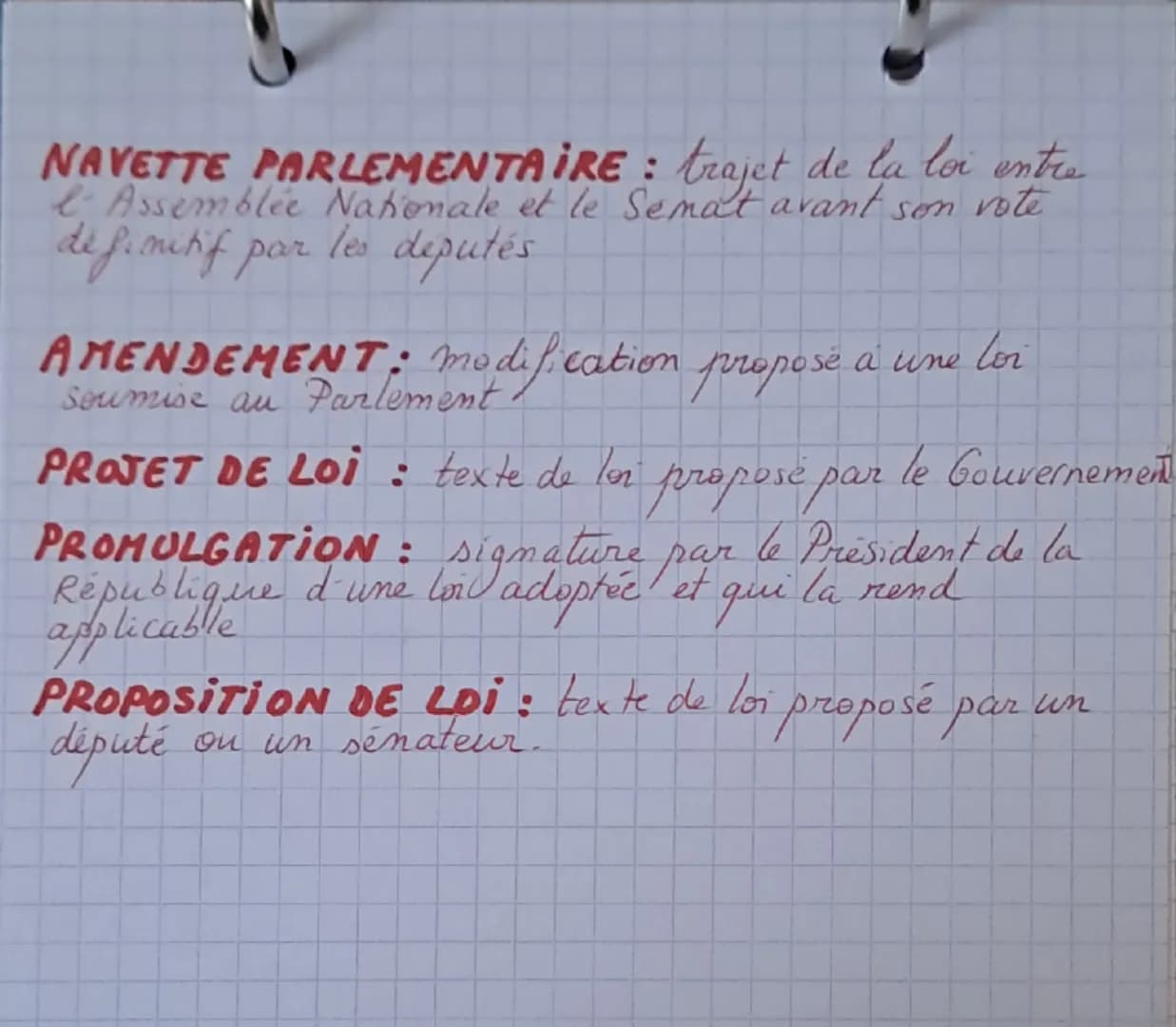 # EMC
17
LA RÉPUBLIQUE FRANÇAISE ET SES VALEURS
Ieme République: depuis 1958 (1²re: 1792-1799)
A. UNE NATION, DES VALEURS :
← LA NATION