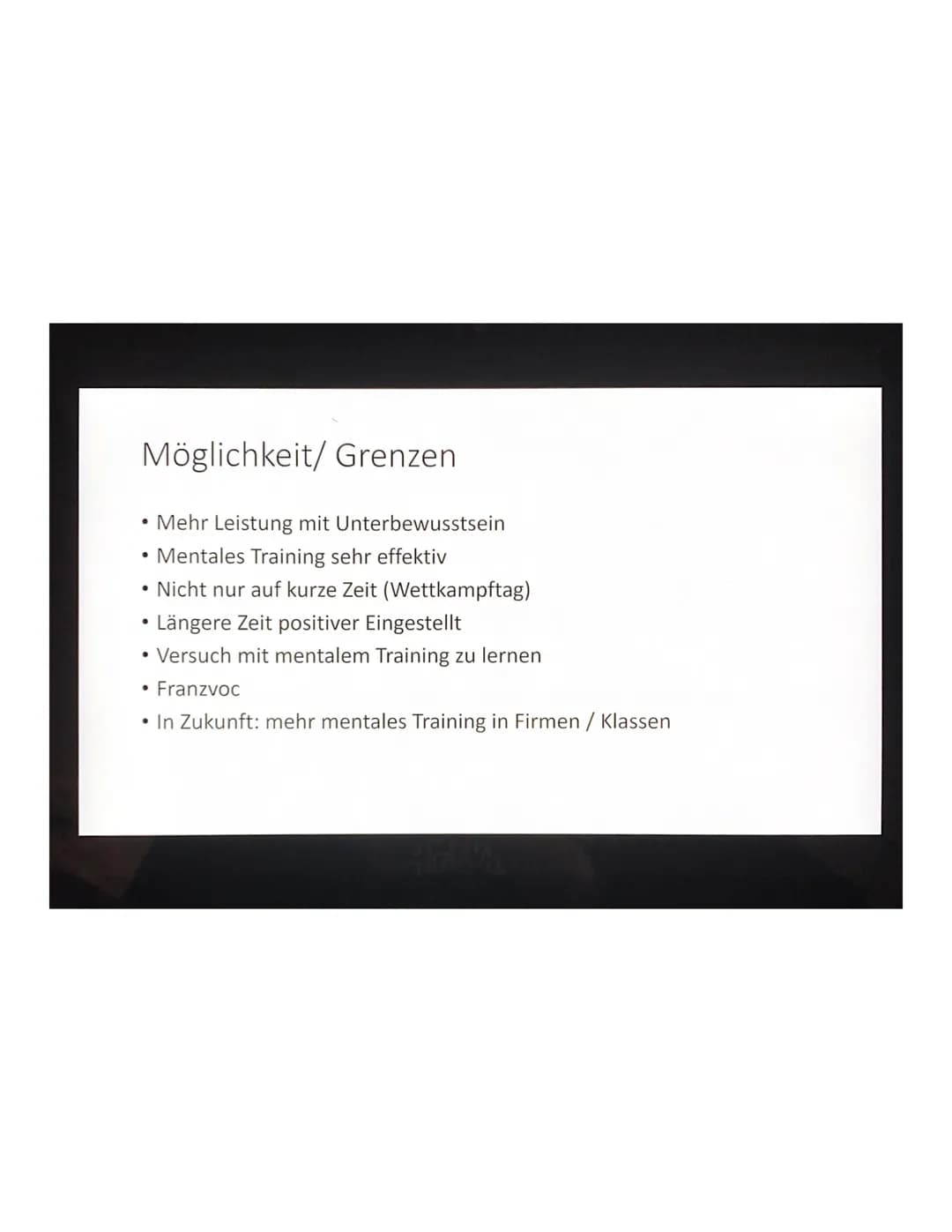 # Carl Gustav Jung
Janina Koch & Natalie Scheidegger # Inhalt
- Biografie
- Menschenbild
- Persönlichkeitsmodell/ Theorie
- Zitate
- Bezug
